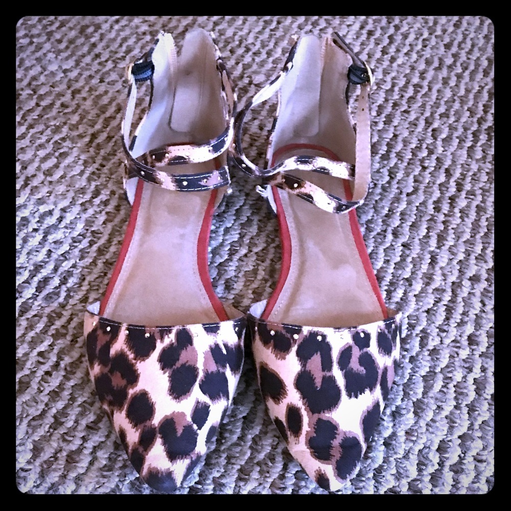 Leopard Flats